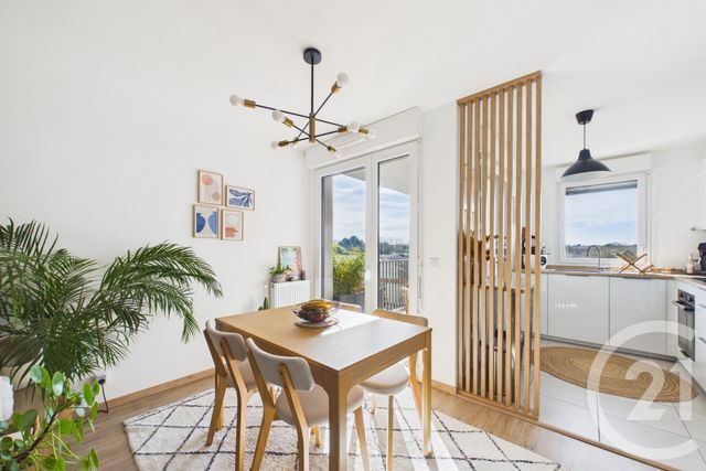 Appartement T2 à vendre - 2 pièces - 44.36 m2 - EYSINES - 33 - AQUITAINE - Century 21 Hesteda