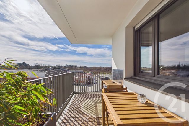 Appartement T2 à vendre - 2 pièces - 44.36 m2 - EYSINES - 33 - AQUITAINE - Century 21 Hesteda