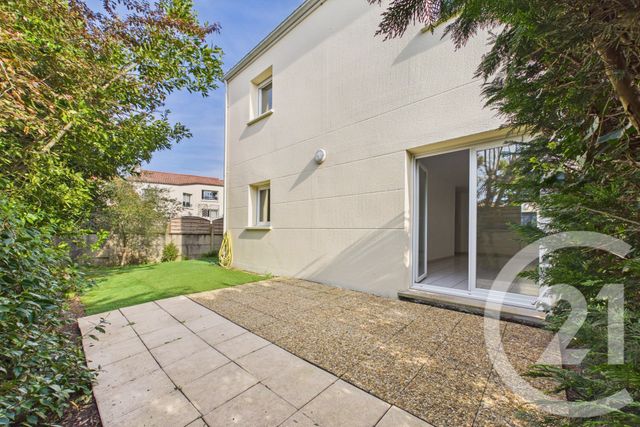 Appartement T4 à vendre - 4 pièces - 84.99 m2 - LE BOUSCAT - 33 - AQUITAINE - Century 21 Hesteda