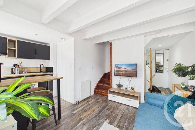 Appartement T2 à louer - 2 pièces - 27.01 m2 - BORDEAUX - 33 - AQUITAINE - Century 21 Hesteda