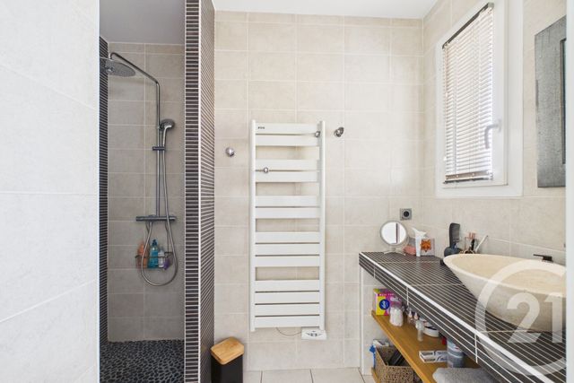 maison à vendre - 6 pièces - 131.67 m2 - BRUGES - 33 - AQUITAINE - Century 21 Hesteda