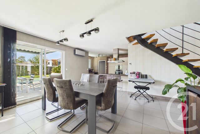 maison à vendre - 6 pièces - 131.67 m2 - BRUGES - 33 - AQUITAINE - Century 21 Hesteda