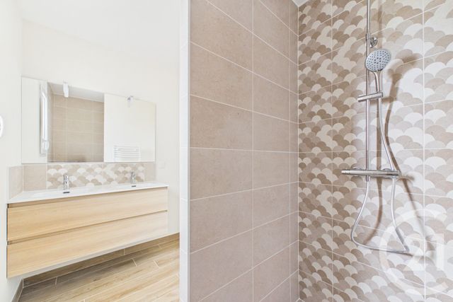 maison à louer - 4 pièces - 90.71 m2 - CADAUJAC - 33 - AQUITAINE - Century 21 Hesteda