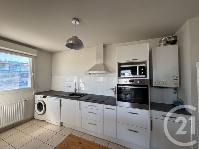 Appartement T3 à vendre - 3 pièces - 76.0 m2 - BRUGES - 33 - AQUITAINE - Century 21 Hesteda