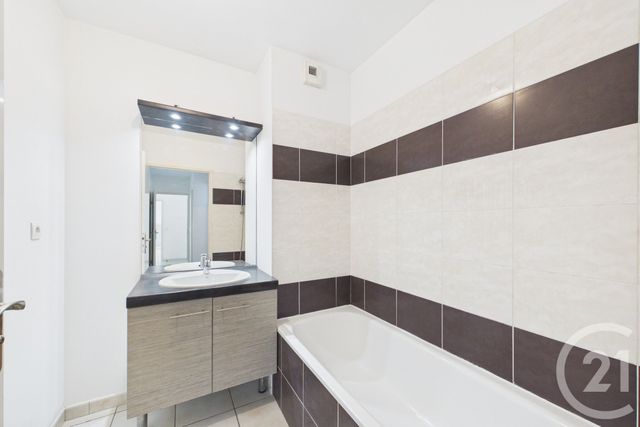 Appartement F3 à vendre - 3 pièces - 67.0 m2 - BRUGES - 33 - AQUITAINE - Century 21 Hesteda