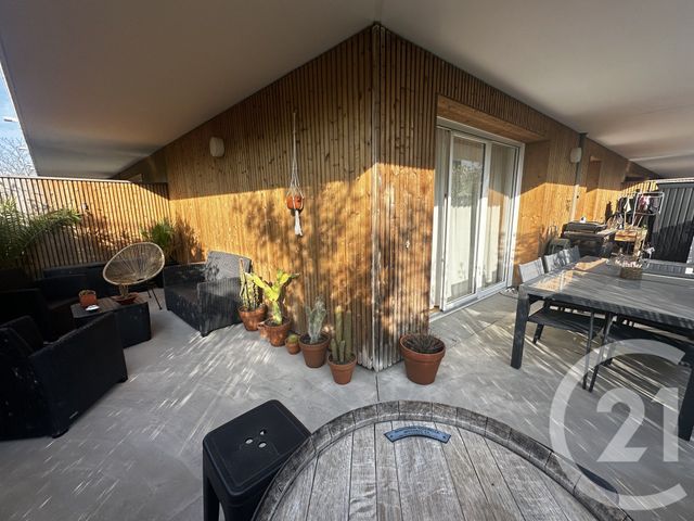 Appartement T2 à vendre - 2 pièces - 41.12 m2 - BRUGES - 33 - AQUITAINE - Century 21 Hesteda