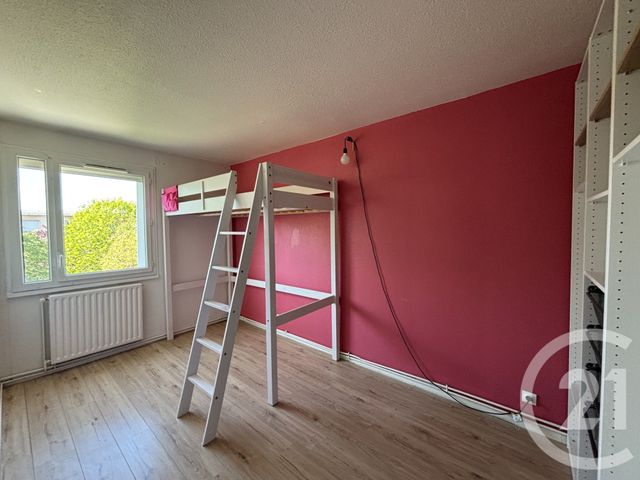 Appartement T5 à vendre - 5 pièces - 96.0 m2 - EYSINES - 33 - AQUITAINE - Century 21 Hesteda