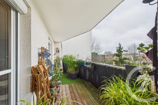 Appartement T5 à vendre - 5 pièces - 95.66 m2 - EYSINES - 33 - AQUITAINE - Century 21 Hesteda