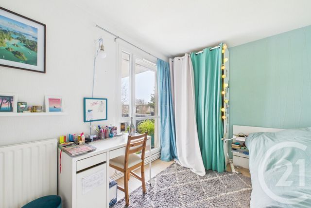 Appartement T5 à vendre - 5 pièces - 95.66 m2 - EYSINES - 33 - AQUITAINE - Century 21 Hesteda