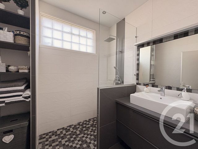 maison à vendre - 4 pièces - 91.0 m2 - LE BOUSCAT - 33 - AQUITAINE - Century 21 Hesteda