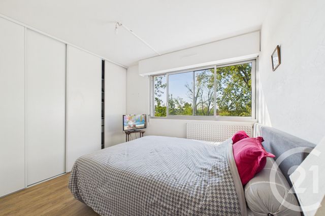 Appartement T3 à louer - 3 pièces - 77.59 m2 - BORDEAUX - 33 - AQUITAINE - Century 21 Hesteda