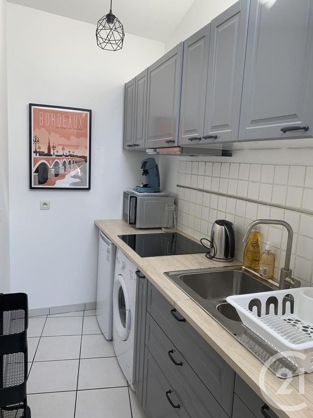Appartement T2 à louer - 2 pièces - 35.46 m2 - LE BOUSCAT - 33 - AQUITAINE - Century 21 Hesteda