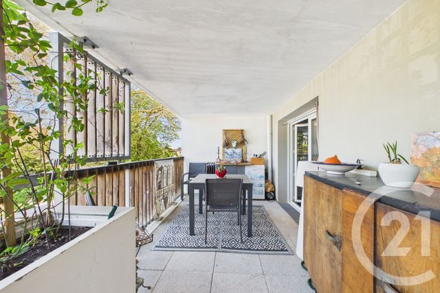 Appartement T2 à vendre - 2 pièces - 38.9 m2 - BRUGES - 33 - AQUITAINE - Century 21 Hesteda