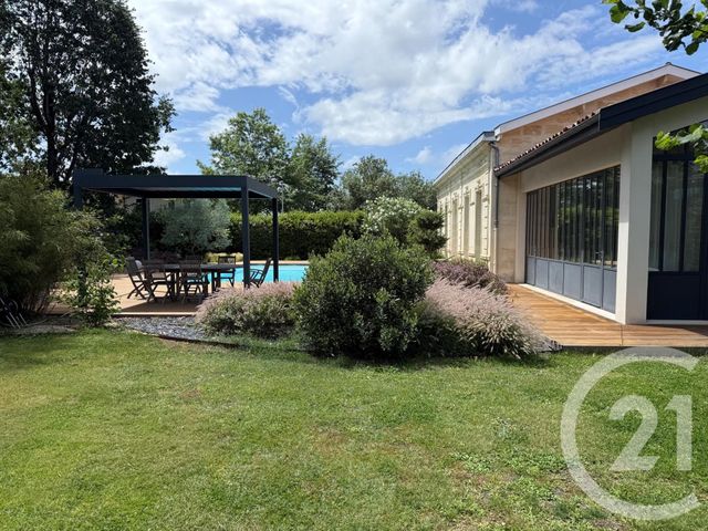 maison à vendre - 8 pièces - 257.0 m2 - EYSINES - 33 - AQUITAINE - Century 21 Hesteda