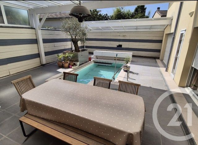 maison à vendre - 5 pièces - 185.0 m2 - EYSINES - 33 - AQUITAINE - Century 21 Hesteda