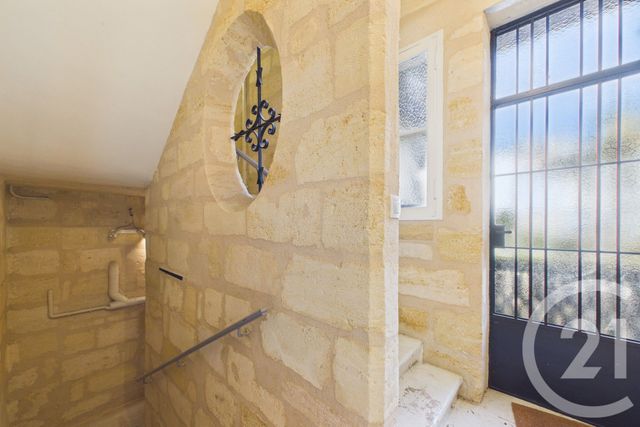 Appartement T2 à louer - 3 pièces - 61.38 m2 - BORDEAUX - 33 - AQUITAINE - Century 21 Hesteda