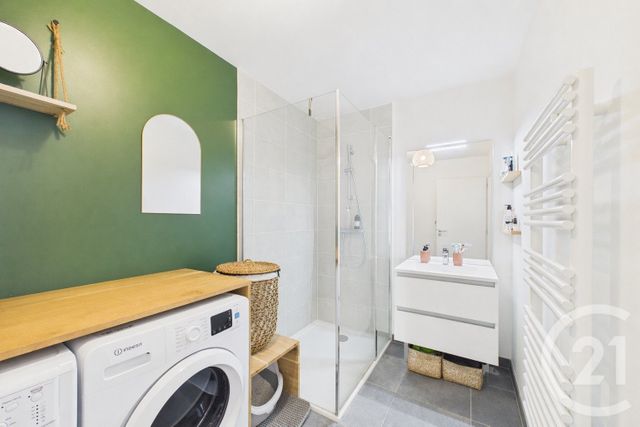 Appartement T2 à vendre - 2 pièces - 46.79 m2 - EYSINES - 33 - AQUITAINE - Century 21 Hesteda