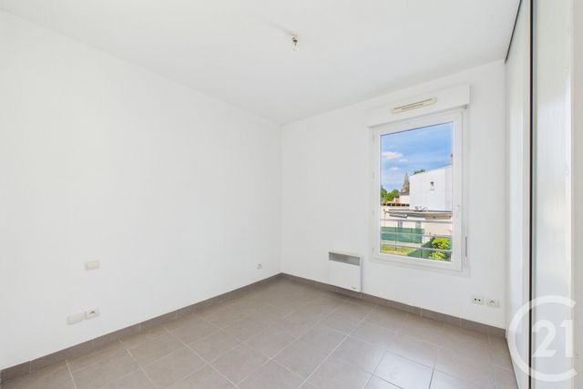 Appartement T3 à louer - 3 pièces - 53.06 m2 - LE TAILLAN MEDOC - 33 - AQUITAINE - Century 21 Hesteda