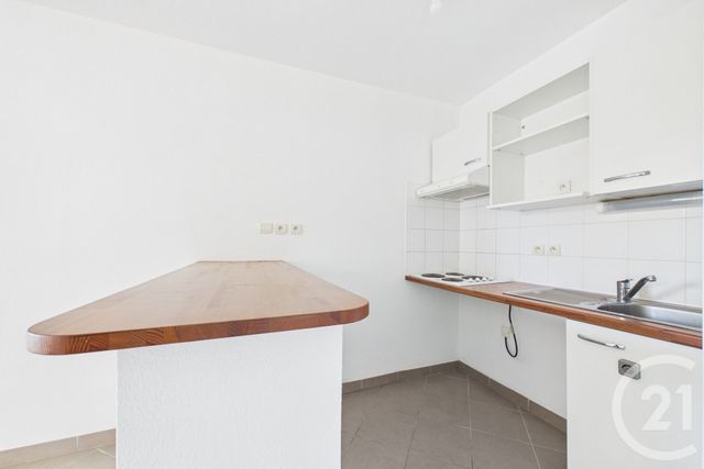 Appartement T3 à louer - 3 pièces - 53.06 m2 - LE TAILLAN MEDOC - 33 - AQUITAINE - Century 21 Hesteda