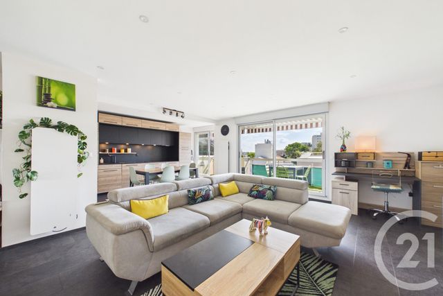 Appartement T3 à louer - 3 pièces - 79.36 m2 - BORDEAUX - 33 - AQUITAINE - Century 21 Hesteda