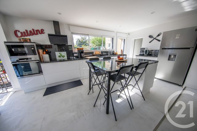 maison à vendre - 6 pièces - 156.0 m2 - EYSINES - 33 - AQUITAINE - Century 21 Hesteda
