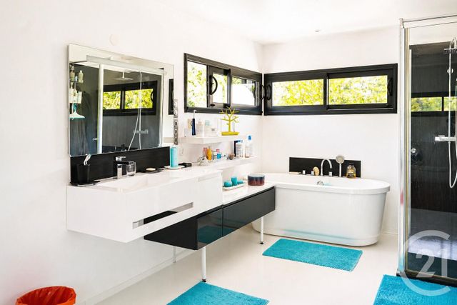 maison à vendre - 3 pièces - 138.0 m2 - EYSINES - 33 - AQUITAINE - Century 21 Hesteda