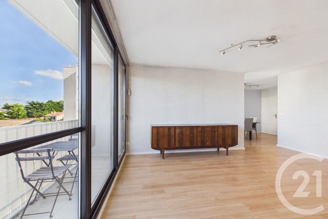 Appartement T4 à louer BRUGES
