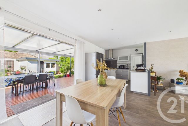 maison à vendre - 5 pièces - 107.0 m2 - BRUGES - 33 - AQUITAINE - Century 21 Hesteda