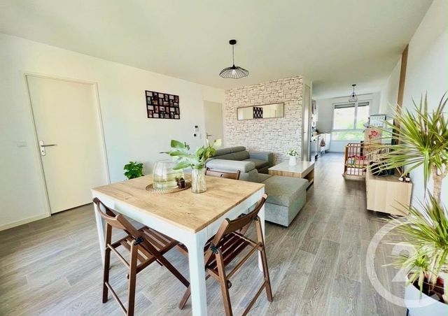Appartement F4 à vendre - 4 pièces - 80.23 m2 - EYSINES - 33 - AQUITAINE - Century 21 Hesteda