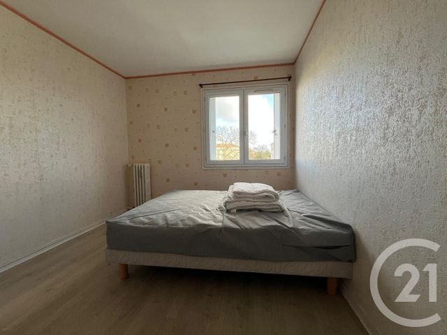 Appartement T4 à louer - 4 pièces - 72.0 m2 - TALENCE - 33 - AQUITAINE - Century 21 Hesteda