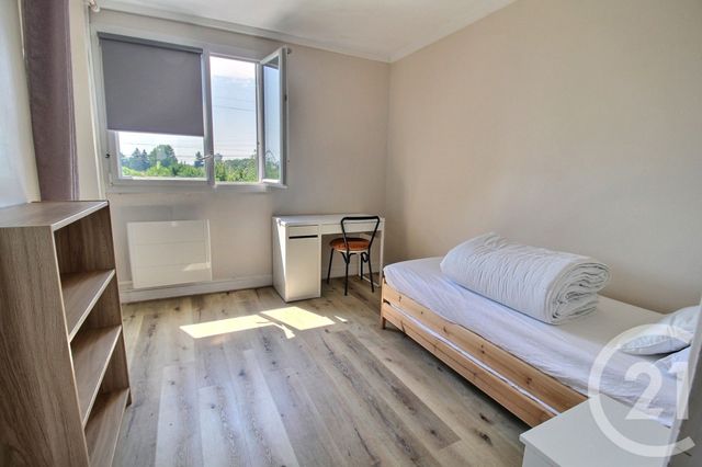 Appartement T4 à louer - 4 pièces - 64.05 m2 - PESSAC - 33 - AQUITAINE - Century 21 Hesteda