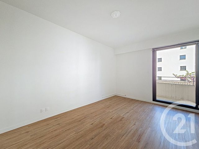 Appartement T3 à louer - 3 pièces - 81.42 m2 - BORDEAUX - 33 - AQUITAINE - Century 21 Hesteda