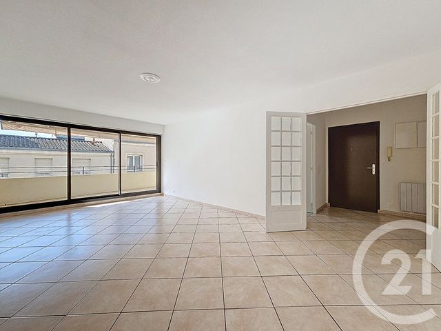 Appartement T3 à louer - 3 pièces - 81.42 m2 - BORDEAUX - 33 - AQUITAINE - Century 21 Hesteda