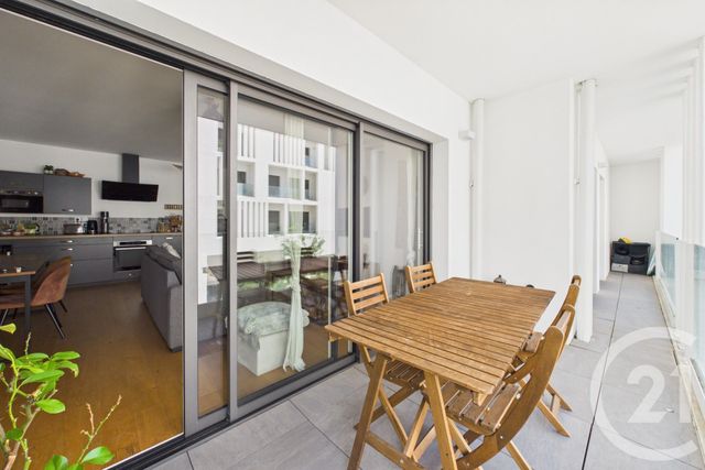 Appartement T3 à louer - 3 pièces - 67.6 m2 - LE BOUSCAT - 33 - AQUITAINE - Century 21 Hesteda