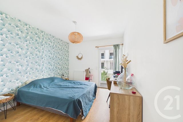 Appartement T3 à louer - 3 pièces - 67.6 m2 - LE BOUSCAT - 33 - AQUITAINE - Century 21 Hesteda