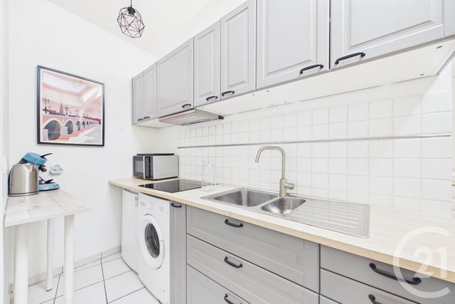 Appartement T2 à louer - 2 pièces - 35.46 m2 - LE BOUSCAT - 33 - AQUITAINE - Century 21 Hesteda