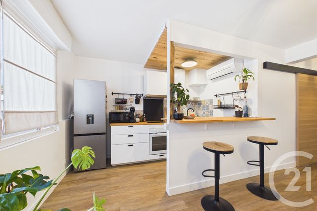 Appartement T2 à louer - 2 pièces - 37.76 m2 - BORDEAUX - 33 - AQUITAINE - Century 21 Hesteda