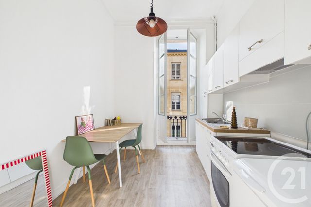 Appartement T1 à louer - 1 pièce - 35.85 m2 - BORDEAUX - 33 - AQUITAINE - Century 21 Hesteda