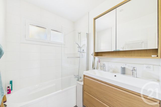 maison à vendre - 5 pièces - 122.16 m2 - EYSINES - 33 - AQUITAINE - Century 21 Hesteda