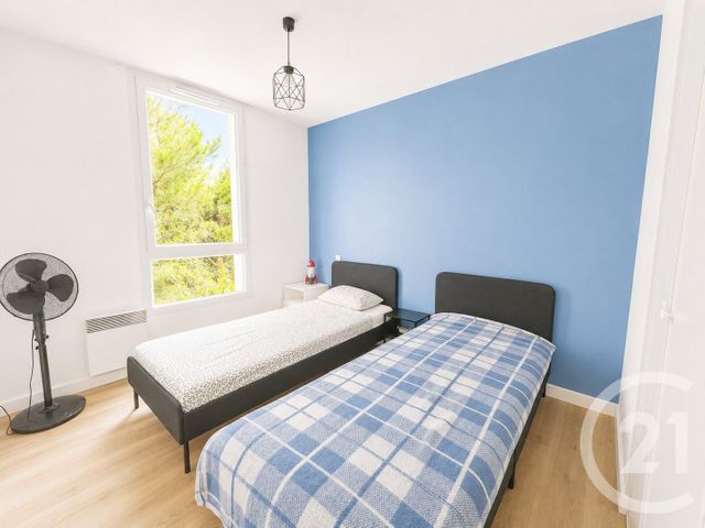 Appartement T4 à louer - 4 pièces - 85.4 m2 - BRUGES - 33 - AQUITAINE - Century 21 Hesteda