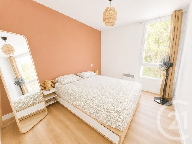 Appartement T4 à louer - 4 pièces - 85.4 m2 - BRUGES - 33 - AQUITAINE - Century 21 Hesteda
