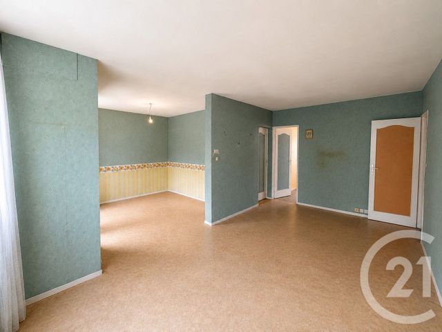 Appartement T3 à vendre - 4 pièces - 70.56 m2 - LE BOUSCAT - 33 - AQUITAINE - Century 21 Hesteda