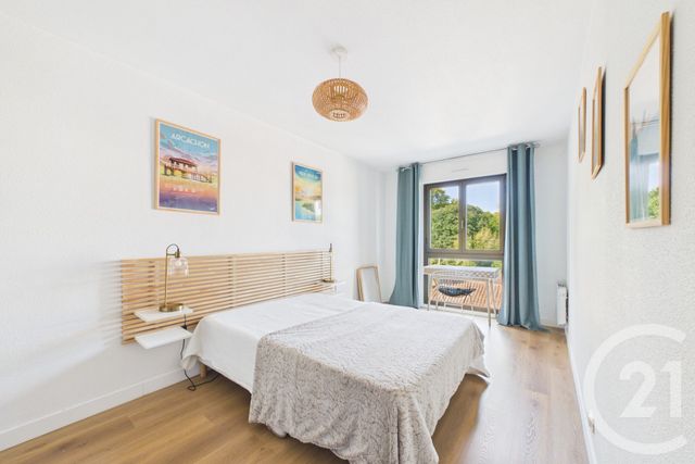 Appartement T2 à louer - 2 pièces - 48.0 m2 - LE BOUSCAT - 33 - AQUITAINE - Century 21 Hesteda