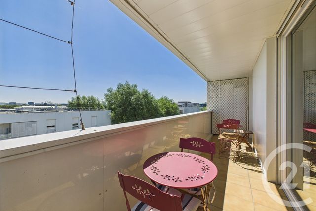 Appartement T3 à louer - 3 pièces - 65.33 m2 - BORDEAUX - 33 - AQUITAINE - Century 21 Hesteda