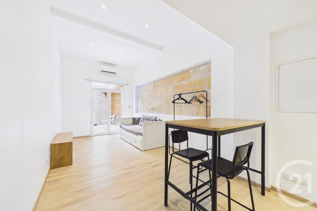 Appartement T1 à louer - 1 pièce - 38.69 m2 - BORDEAUX - 33 - AQUITAINE - Century 21 Hesteda