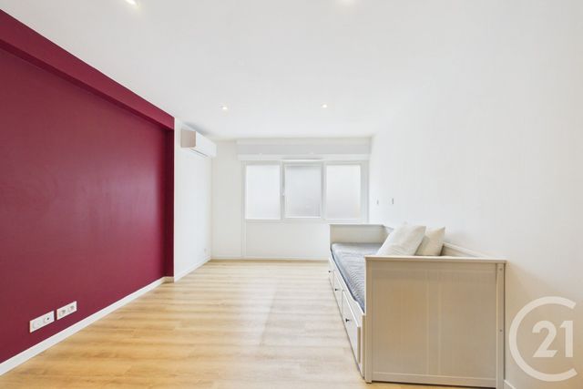 Appartement T1 à louer - 1 pièce - 27.38 m2 - BORDEAUX - 33 - AQUITAINE - Century 21 Hesteda