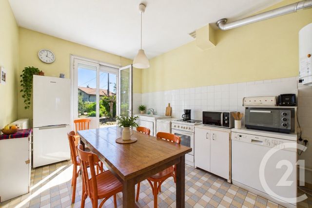 maison à vendre - 5 pièces - 135.77 m2 - EYSINES - 33 - AQUITAINE - Century 21 Hesteda