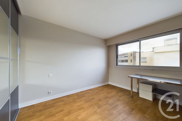 Appartement T3 à louer - 3 pièces - 69.35 m2 - BORDEAUX - 33 - AQUITAINE - Century 21 Hesteda
