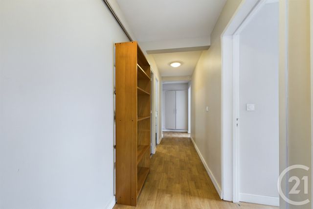 Appartement T3 à louer - 3 pièces - 69.35 m2 - BORDEAUX - 33 - AQUITAINE - Century 21 Hesteda