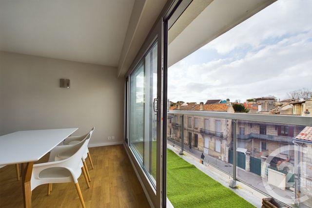 Appartement T3 à louer - 3 pièces - 69.35 m2 - BORDEAUX - 33 - AQUITAINE - Century 21 Hesteda